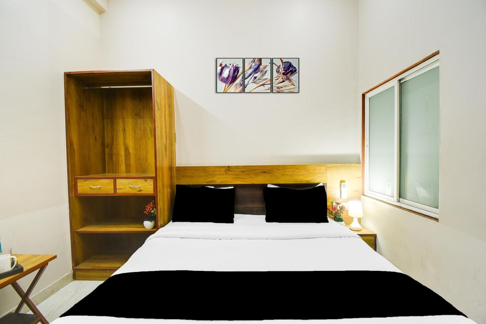 Hotel Super Collection O Kalyanpura Formerly Alpine *